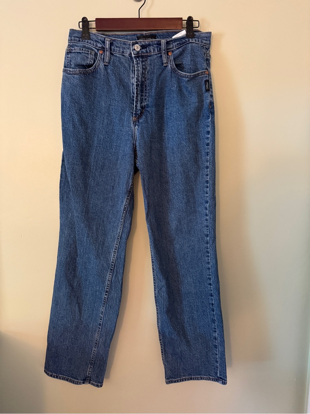 Silver Jeans Co Highly Desirable Straight Leg Jeans